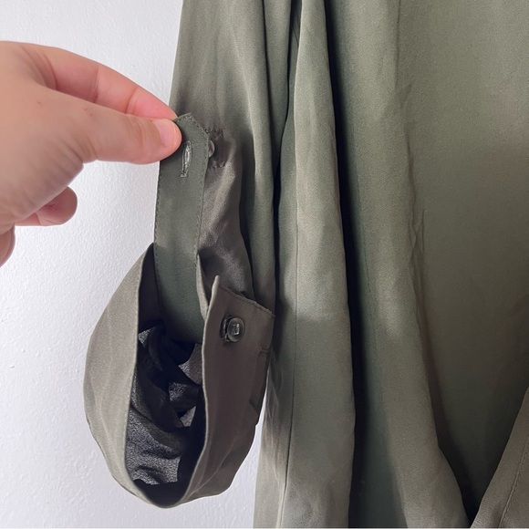 Soho New York & Company Sheer Green V-Neck Open Front Top Medium - Picture 6 of 10